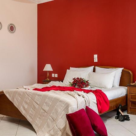 Dinos Hotel Ciliví Kültér fotó